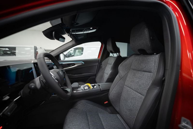 https://cdn-dk.caraffinity.it/dealer/datafiles/vehicle/images/800/32881/uWJnJvxRg0IhbnD7.jpg