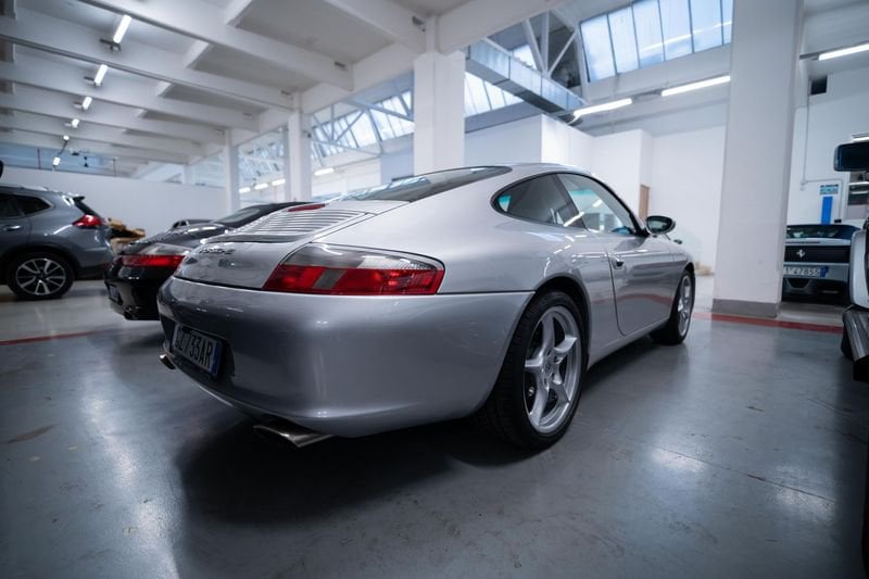 https://cdn-dk.caraffinity.it/dealer/datafiles/vehicle/images/800/32881/v9MgeV1cfbTFO0TM.jpg