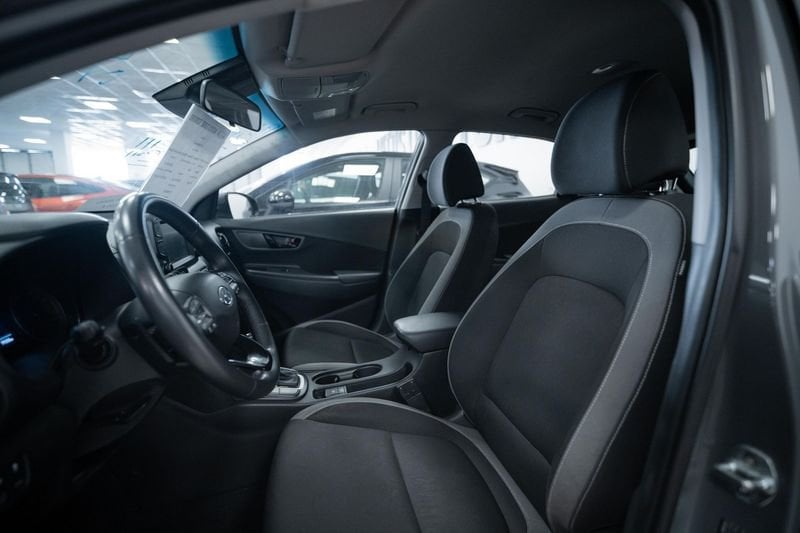 https://cdn-dk.caraffinity.it/dealer/datafiles/vehicle/images/800/32881/vR1BCoA9h5pePVHa.jpg