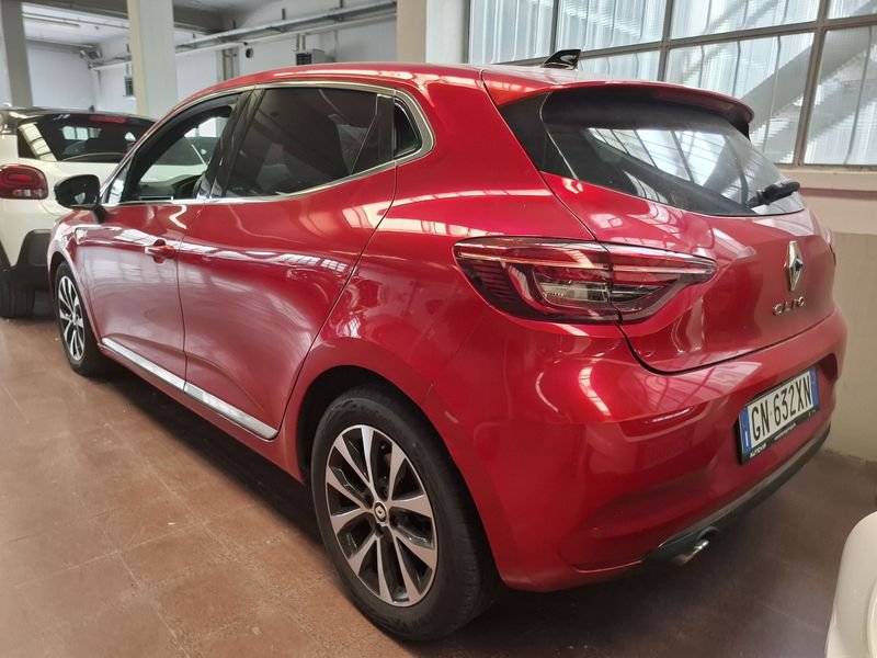 https://cdn-dk.caraffinity.it/dealer/datafiles/vehicle/images/800/32881/vkYC4vbrnltLLRcF.jpg