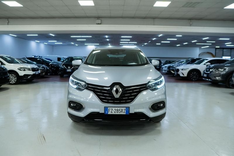 https://cdn-dk.caraffinity.it/dealer/datafiles/vehicle/images/800/32881/wKSbar6dCiFZD6Xo.jpg