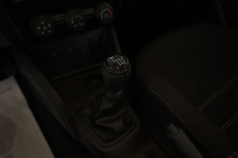 https://cdn-dk.caraffinity.it/dealer/datafiles/vehicle/images/800/32881/xfMXK5miEKLqEPNE.JPG