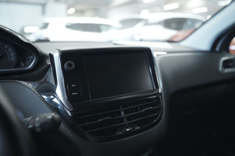 https://cdn-dk.caraffinity.it/dealer/datafiles/vehicle/images/800/32881/yKqUl08AxREnG31z.JPG