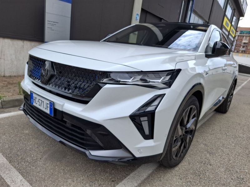 https://cdn-dk.caraffinity.it/dealer/datafiles/vehicle/images/800/32881/zLwfAFjCy0tiDAe4.jpg