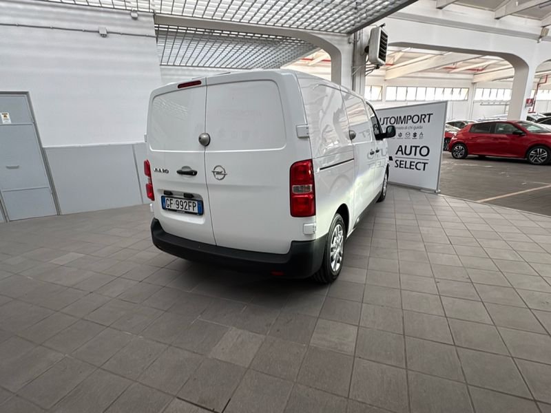 https://cdn-dk.caraffinity.it/dealer/datafiles/vehicle/images/800/32954/0shXNb86haNIj6vp.jpg?opacity=0&size=30&position=BOTTOM_LEFT&border=0&watermark=%2Fdealer%2Fdatafiles%2Fvehicle%2Fimages%2Fwatermark%2F32954%2F59948587-165d-4d71-b051-089e3253b7a7.png