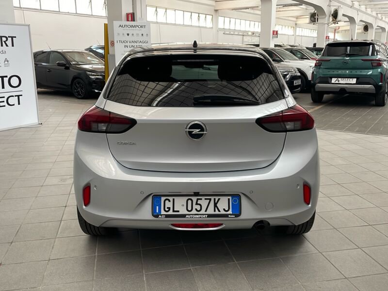 https://cdn-dk.caraffinity.it/dealer/datafiles/vehicle/images/800/32954/1JSPNB8UNbiA54V2.jpg?opacity=0&size=30&position=BOTTOM_LEFT&border=0&watermark=%2Fdealer%2Fdatafiles%2Fvehicle%2Fimages%2Fwatermark%2F32954%2F59948587-165d-4d71-b051-089e3253b7a7.png