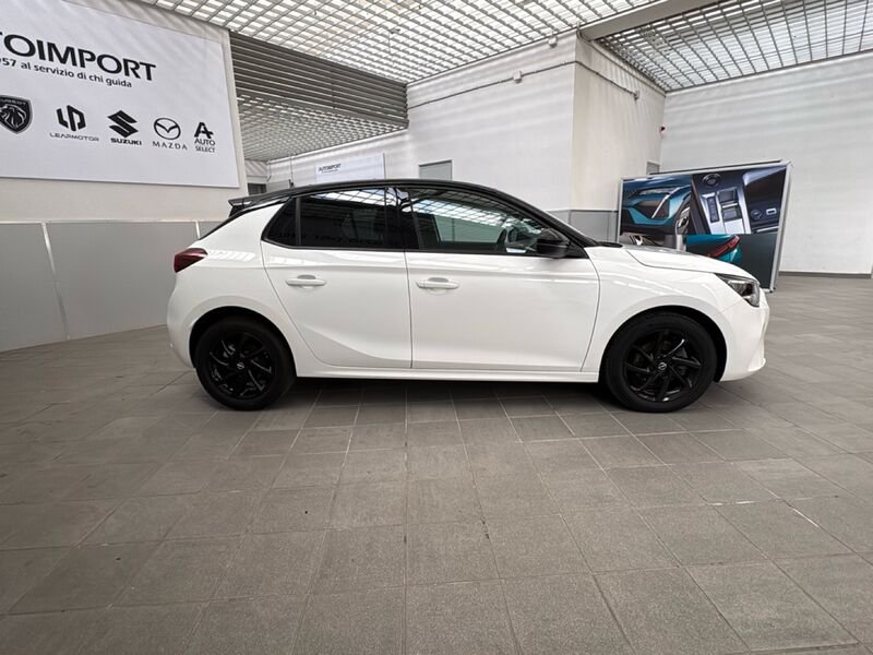 https://cdn-dk.caraffinity.it/dealer/datafiles/vehicle/images/800/32954/1JWAIKO6FRyi0xsB.jpg?opacity=0&size=30&position=BOTTOM_LEFT&border=0&watermark=%2Fdealer%2Fdatafiles%2Fvehicle%2Fimages%2Fwatermark%2F32954%2F59948587-165d-4d71-b051-089e3253b7a7.png