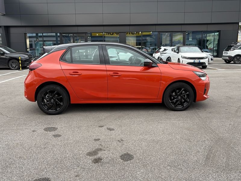 https://cdn-dk.caraffinity.it/dealer/datafiles/vehicle/images/800/32954/2HDusID2PacCpfjB.jpg?opacity=0&size=30&position=BOTTOM_LEFT&border=0&watermark=%2Fdealer%2Fdatafiles%2Fvehicle%2Fimages%2Fwatermark%2F32954%2F59948587-165d-4d71-b051-089e3253b7a7.png