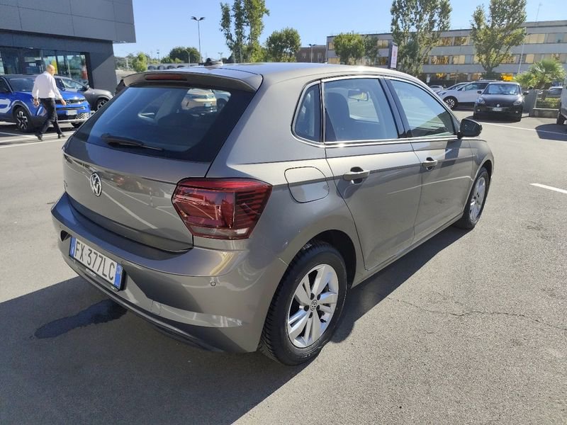 https://cdn-dk.caraffinity.it/dealer/datafiles/vehicle/images/800/32954/2NEtfHcxRYZsaJpf.jpg?opacity=10&size=20&position=BOTTOM_RIGHT&border=0&watermark=%2Fdealer%2Fdatafiles%2Fvehicle%2Fimages%2Fwatermark%2F32954%2F775f2d5d-ef44-4a55-8370-84cbc0998b87.png