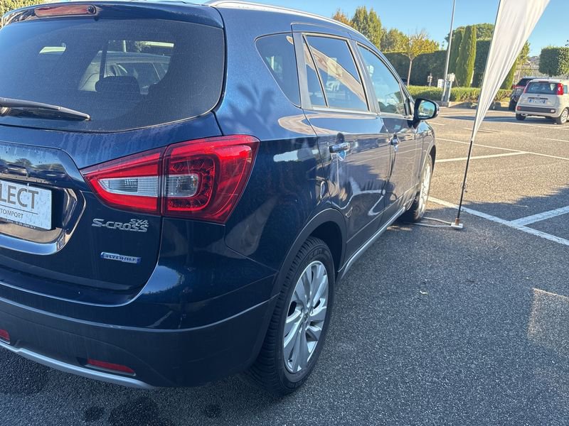 https://cdn-dk.caraffinity.it/dealer/datafiles/vehicle/images/800/32954/31uqcbBMcwuDIH3Z.jpg?opacity=10&size=20&position=BOTTOM_RIGHT&border=0&watermark=%2Fdealer%2Fdatafiles%2Fvehicle%2Fimages%2Fwatermark%2F32954%2F775f2d5d-ef44-4a55-8370-84cbc0998b87.png