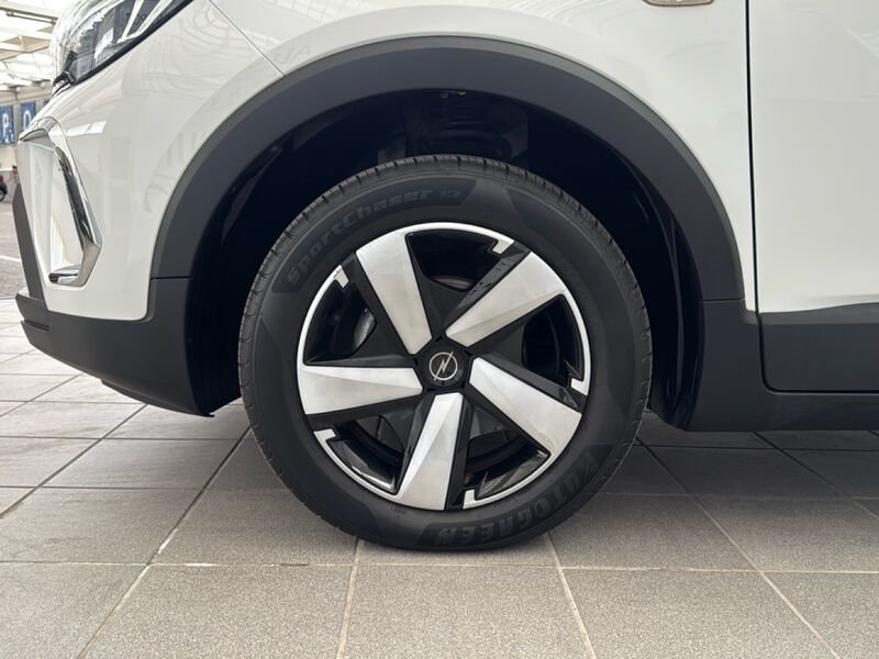 https://cdn-dk.caraffinity.it/dealer/datafiles/vehicle/images/800/32954/3e13KOheegMCsspV.jpg?opacity=0&size=30&position=BOTTOM_LEFT&border=0&watermark=%2Fdealer%2Fdatafiles%2Fvehicle%2Fimages%2Fwatermark%2F32954%2F59948587-165d-4d71-b051-089e3253b7a7.png