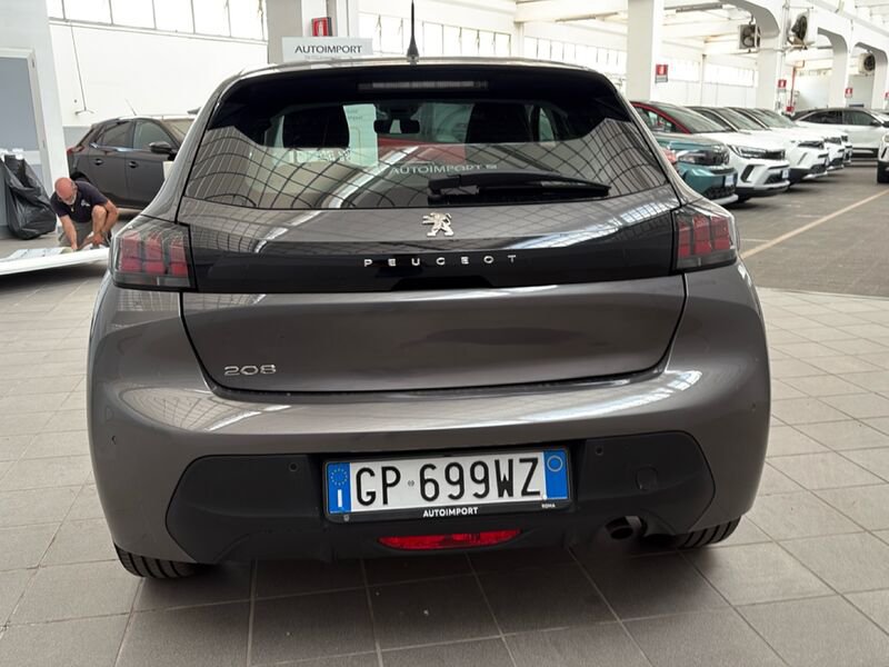 https://cdn-dk.caraffinity.it/dealer/datafiles/vehicle/images/800/32954/4ZKdx5XNien9SS9j.jpg?opacity=10&size=20&position=BOTTOM_RIGHT&border=0&watermark=%2Fdealer%2Fdatafiles%2Fvehicle%2Fimages%2Fwatermark%2F32954%2F775f2d5d-ef44-4a55-8370-84cbc0998b87.png