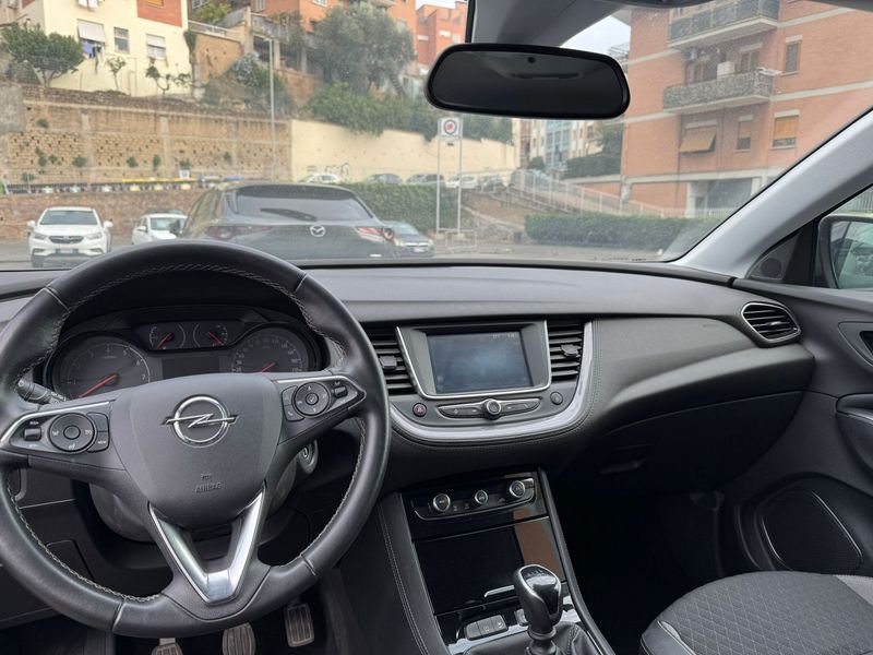 https://cdn-dk.caraffinity.it/dealer/datafiles/vehicle/images/800/32954/4cU1UmZ8jus7213C.jpg?opacity=0&size=30&position=BOTTOM_LEFT&border=0&watermark=%2Fdealer%2Fdatafiles%2Fvehicle%2Fimages%2Fwatermark%2F32954%2F59948587-165d-4d71-b051-089e3253b7a7.png