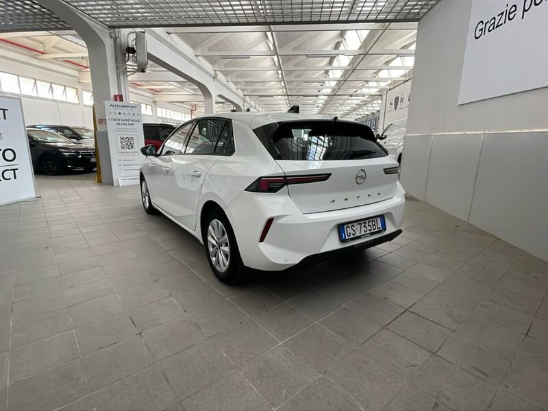 https://cdn-dk.caraffinity.it/dealer/datafiles/vehicle/images/800/32954/5juiYaGAesQSjHxR.jpg?opacity=0&size=30&position=BOTTOM_LEFT&border=0&watermark=%2Fdealer%2Fdatafiles%2Fvehicle%2Fimages%2Fwatermark%2F32954%2F59948587-165d-4d71-b051-089e3253b7a7.png