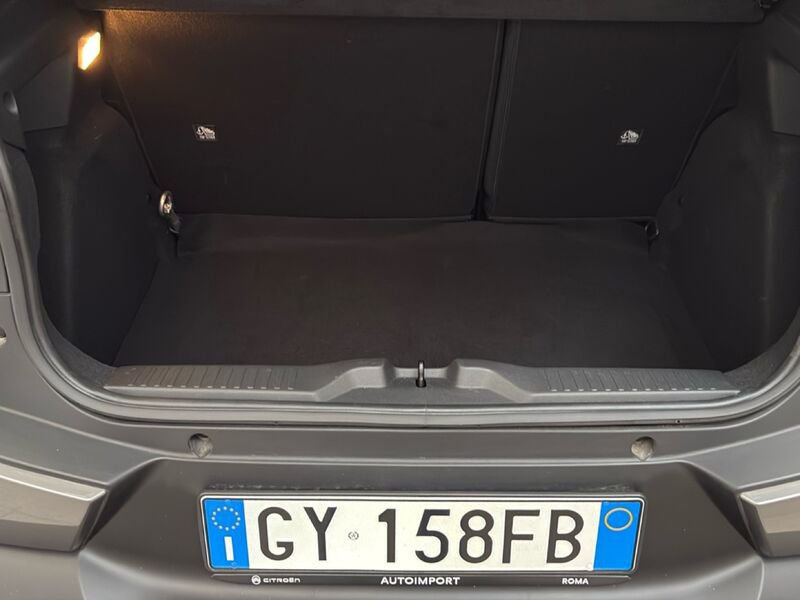 https://cdn-dk.caraffinity.it/dealer/datafiles/vehicle/images/800/32954/5xu32OWzEfk1oMId.jpg?opacity=10&size=20&position=BOTTOM_RIGHT&border=0&watermark=%2Fdealer%2Fdatafiles%2Fvehicle%2Fimages%2Fwatermark%2F32954%2F775f2d5d-ef44-4a55-8370-84cbc0998b87.png