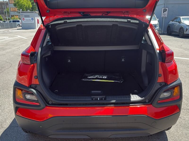 https://cdn-dk.caraffinity.it/dealer/datafiles/vehicle/images/800/32954/6XFbVzpTS6DvVjF9.jpg?opacity=10&size=20&position=BOTTOM_RIGHT&border=0&watermark=%2Fdealer%2Fdatafiles%2Fvehicle%2Fimages%2Fwatermark%2F32954%2F775f2d5d-ef44-4a55-8370-84cbc0998b87.png