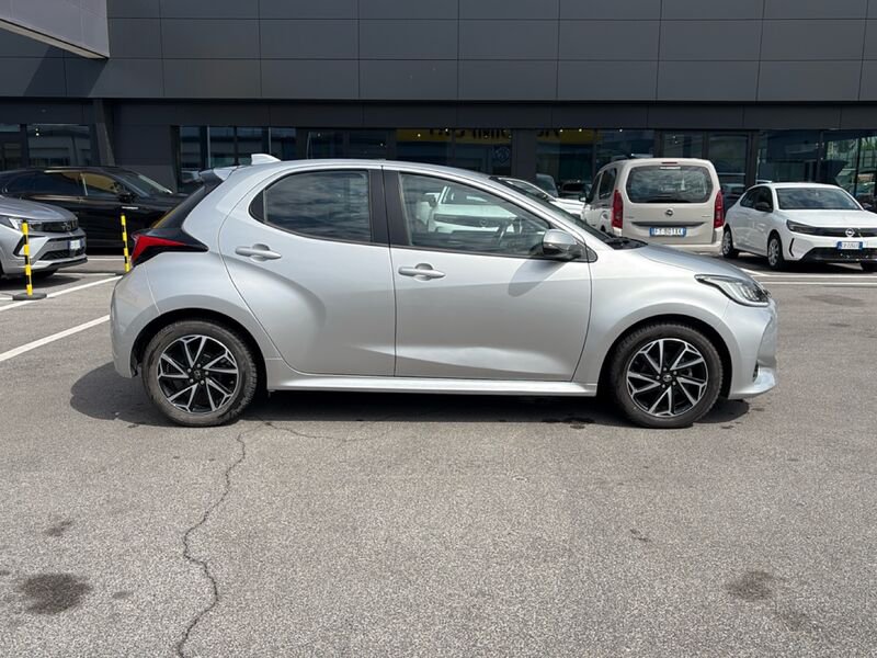 https://cdn-dk.caraffinity.it/dealer/datafiles/vehicle/images/800/32954/7ii6fCCGOG6vLJYc.jpg?opacity=10&size=20&position=BOTTOM_RIGHT&border=0&watermark=%2Fdealer%2Fdatafiles%2Fvehicle%2Fimages%2Fwatermark%2F32954%2F775f2d5d-ef44-4a55-8370-84cbc0998b87.png