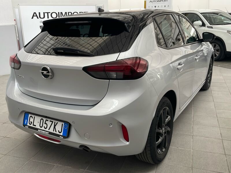 https://cdn-dk.caraffinity.it/dealer/datafiles/vehicle/images/800/32954/94zcKQSl4bGM3Gzl.jpg?opacity=0&size=30&position=BOTTOM_LEFT&border=0&watermark=%2Fdealer%2Fdatafiles%2Fvehicle%2Fimages%2Fwatermark%2F32954%2F59948587-165d-4d71-b051-089e3253b7a7.png