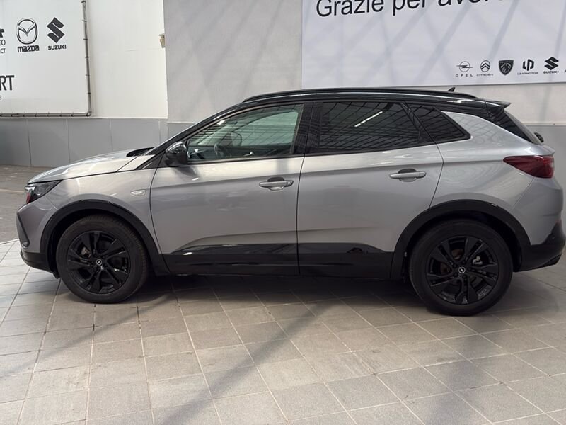 https://cdn-dk.caraffinity.it/dealer/datafiles/vehicle/images/800/32954/AKjzaUvo3b1xtjMu.jpg?opacity=0&size=30&position=BOTTOM_LEFT&border=0&watermark=%2Fdealer%2Fdatafiles%2Fvehicle%2Fimages%2Fwatermark%2F32954%2F59948587-165d-4d71-b051-089e3253b7a7.png