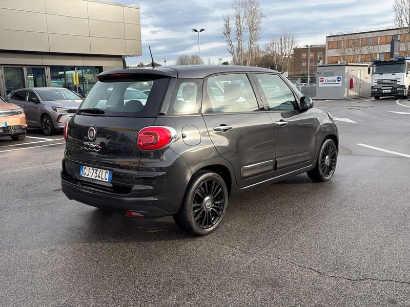 https://cdn-dk.caraffinity.it/dealer/datafiles/vehicle/images/800/32954/AuTIT7jRyeMOpCCV.jpg?opacity=10&size=20&position=BOTTOM_RIGHT&border=0&watermark=%2Fdealer%2Fdatafiles%2Fvehicle%2Fimages%2Fwatermark%2F32954%2F775f2d5d-ef44-4a55-8370-84cbc0998b87.png