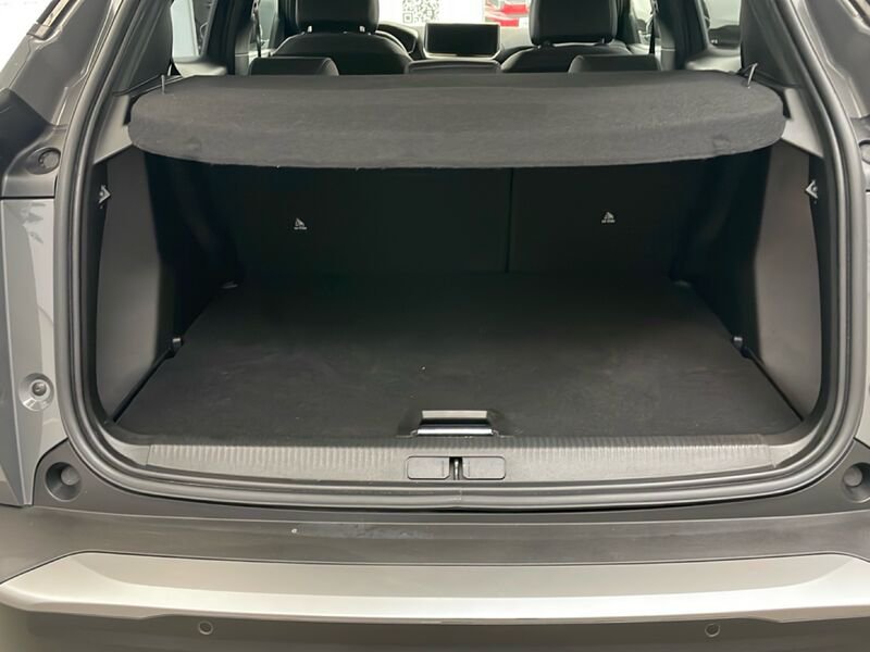 https://cdn-dk.caraffinity.it/dealer/datafiles/vehicle/images/800/32954/AzqmQ5yWtkVmY91z.jpg?opacity=10&size=20&position=BOTTOM_RIGHT&border=0&watermark=%2Fdealer%2Fdatafiles%2Fvehicle%2Fimages%2Fwatermark%2F32954%2F775f2d5d-ef44-4a55-8370-84cbc0998b87.png