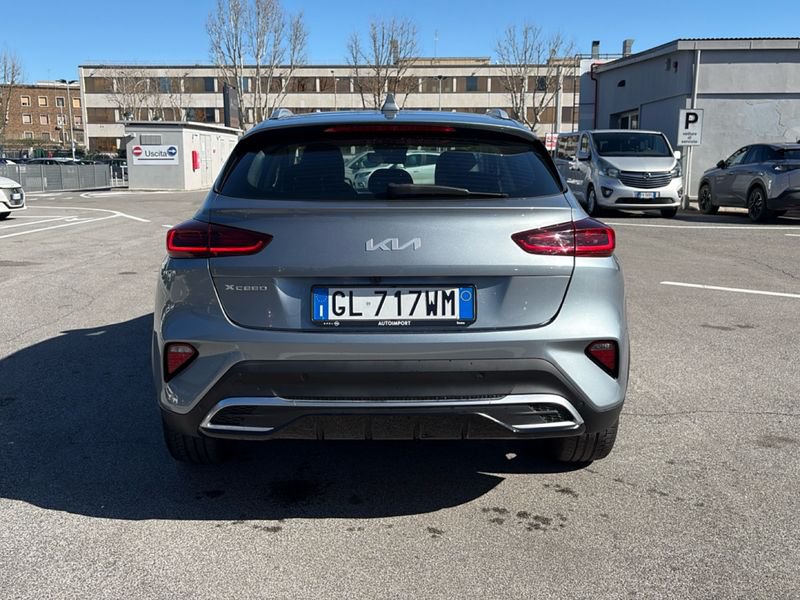 https://cdn-dk.caraffinity.it/dealer/datafiles/vehicle/images/800/32954/CIChC7wcDm9SZw2E.jpg?opacity=10&size=20&position=BOTTOM_RIGHT&border=0&watermark=%2Fdealer%2Fdatafiles%2Fvehicle%2Fimages%2Fwatermark%2F32954%2F775f2d5d-ef44-4a55-8370-84cbc0998b87.png