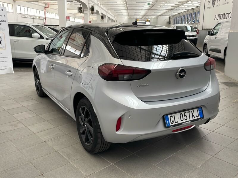 https://cdn-dk.caraffinity.it/dealer/datafiles/vehicle/images/800/32954/CYAXYfB3A7yxhoKR.jpg?opacity=0&size=30&position=BOTTOM_LEFT&border=0&watermark=%2Fdealer%2Fdatafiles%2Fvehicle%2Fimages%2Fwatermark%2F32954%2F59948587-165d-4d71-b051-089e3253b7a7.png