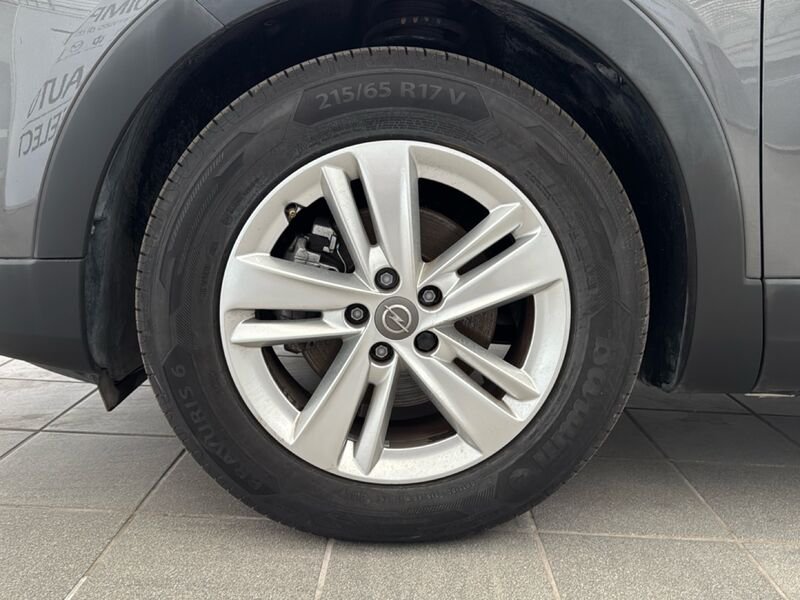 https://cdn-dk.caraffinity.it/dealer/datafiles/vehicle/images/800/32954/D5uPMGlAxIn1lZzw.jpg?opacity=0&size=30&position=BOTTOM_LEFT&border=0&watermark=%2Fdealer%2Fdatafiles%2Fvehicle%2Fimages%2Fwatermark%2F32954%2F59948587-165d-4d71-b051-089e3253b7a7.png