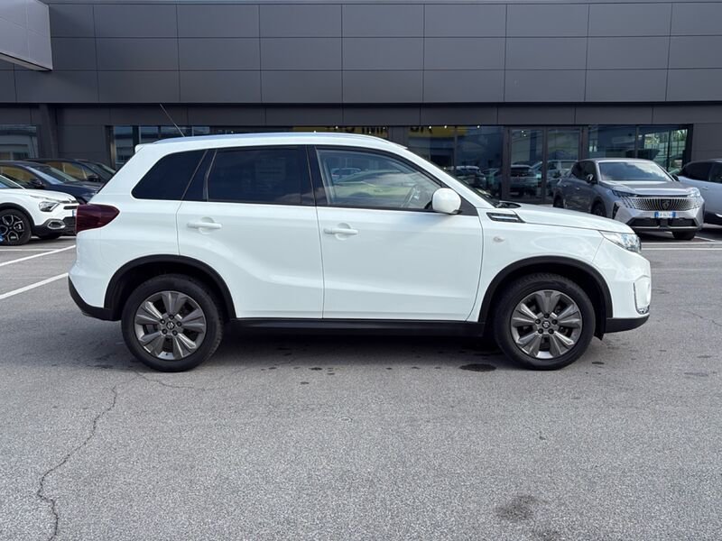 https://cdn-dk.caraffinity.it/dealer/datafiles/vehicle/images/800/32954/DG8gnLJt4nTT2rZn.jpg?opacity=10&size=20&position=BOTTOM_RIGHT&border=0&watermark=%2Fdealer%2Fdatafiles%2Fvehicle%2Fimages%2Fwatermark%2F32954%2F775f2d5d-ef44-4a55-8370-84cbc0998b87.png