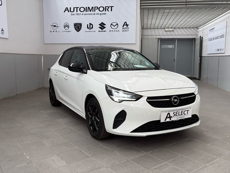 https://cdn-dk.caraffinity.it/dealer/datafiles/vehicle/images/800/32954/DY4wuu1hb5S3UTuh.jpg?opacity=0&size=30&position=BOTTOM_LEFT&border=0&watermark=%2Fdealer%2Fdatafiles%2Fvehicle%2Fimages%2Fwatermark%2F32954%2F59948587-165d-4d71-b051-089e3253b7a7.png