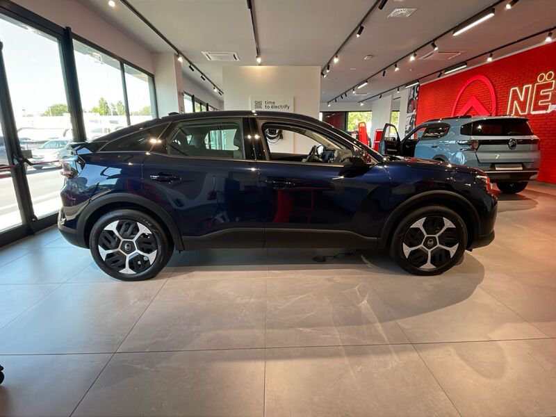 https://cdn-dk.caraffinity.it/dealer/datafiles/vehicle/images/800/32954/Dnh52LFv5c7glv57.jpg?opacity=10&size=20&position=BOTTOM_RIGHT&border=0&watermark=%2Fdealer%2Fdatafiles%2Fvehicle%2Fimages%2Fwatermark%2F32954%2F775f2d5d-ef44-4a55-8370-84cbc0998b87.png