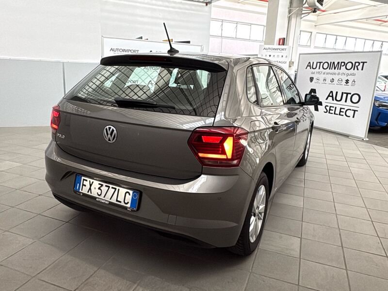 https://cdn-dk.caraffinity.it/dealer/datafiles/vehicle/images/800/32954/DwEX7BXUxXoNvSJ9.jpg?opacity=0&size=30&position=BOTTOM_RIGHT&border=0&watermark=%2Fdealer%2Fdatafiles%2Fvehicle%2Fimages%2Fwatermark%2F32954%2Fd28b17c5-03ca-4e26-bd0f-ab8818a4f7db.png
