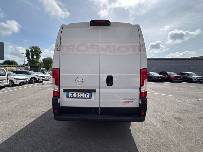 https://cdn-dk.caraffinity.it/dealer/datafiles/vehicle/images/800/32954/EDiQcLujO9ntLspr.jpg?opacity=0&size=30&position=BOTTOM_LEFT&border=0&watermark=%2Fdealer%2Fdatafiles%2Fvehicle%2Fimages%2Fwatermark%2F32954%2F59948587-165d-4d71-b051-089e3253b7a7.png