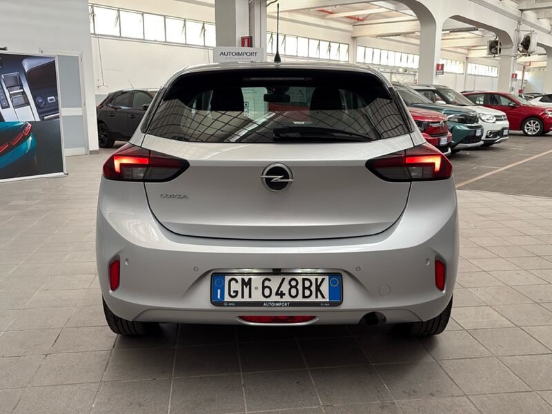 https://cdn-dk.caraffinity.it/dealer/datafiles/vehicle/images/800/32954/EYQT0OrnXa7ihKlH.jpg?opacity=0&size=30&position=BOTTOM_LEFT&border=0&watermark=%2Fdealer%2Fdatafiles%2Fvehicle%2Fimages%2Fwatermark%2F32954%2F59948587-165d-4d71-b051-089e3253b7a7.png