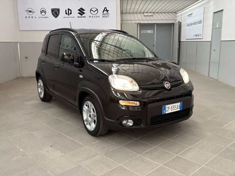 https://cdn-dk.caraffinity.it/dealer/datafiles/vehicle/images/800/32954/F2jWRuqr3puAoHEA.jpg?opacity=10&size=20&position=BOTTOM_RIGHT&border=0&watermark=%2Fdealer%2Fdatafiles%2Fvehicle%2Fimages%2Fwatermark%2F32954%2F775f2d5d-ef44-4a55-8370-84cbc0998b87.png
