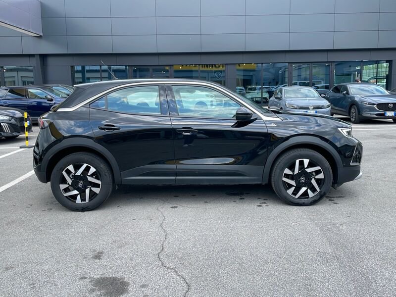 https://cdn-dk.caraffinity.it/dealer/datafiles/vehicle/images/800/32954/FyRsv3ZtczWVxN4G.jpg?opacity=0&size=30&position=BOTTOM_LEFT&border=0&watermark=%2Fdealer%2Fdatafiles%2Fvehicle%2Fimages%2Fwatermark%2F32954%2F59948587-165d-4d71-b051-089e3253b7a7.png