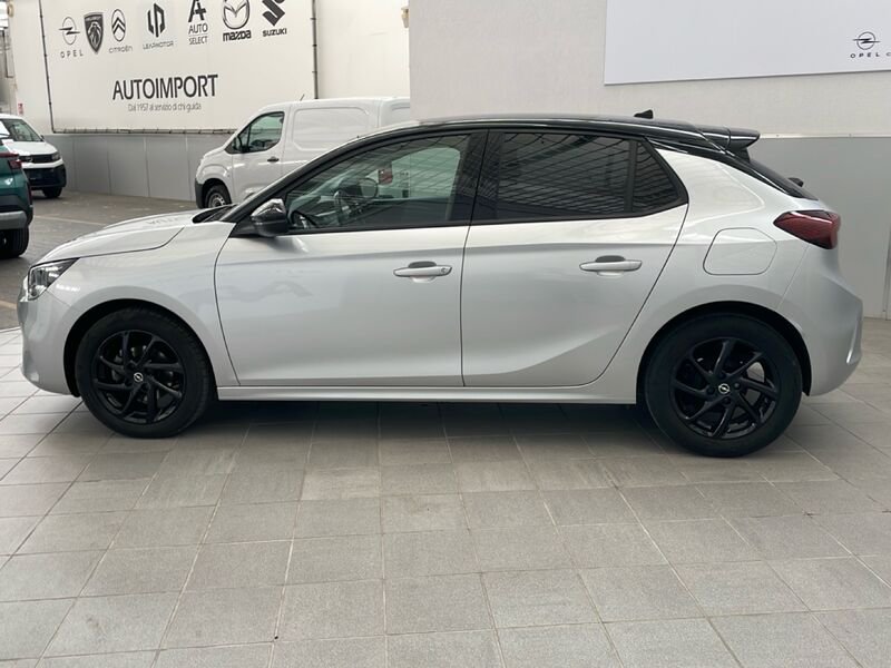 https://cdn-dk.caraffinity.it/dealer/datafiles/vehicle/images/800/32954/I9xL91K3nMSvmeBd.jpg?opacity=0&size=30&position=BOTTOM_LEFT&border=0&watermark=%2Fdealer%2Fdatafiles%2Fvehicle%2Fimages%2Fwatermark%2F32954%2F59948587-165d-4d71-b051-089e3253b7a7.png