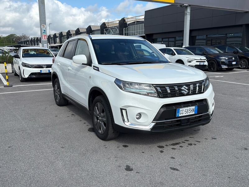 https://cdn-dk.caraffinity.it/dealer/datafiles/vehicle/images/800/32954/JCD0QR8IXDmAOZhE.jpg?opacity=10&size=20&position=BOTTOM_RIGHT&border=0&watermark=%2Fdealer%2Fdatafiles%2Fvehicle%2Fimages%2Fwatermark%2F32954%2F775f2d5d-ef44-4a55-8370-84cbc0998b87.png