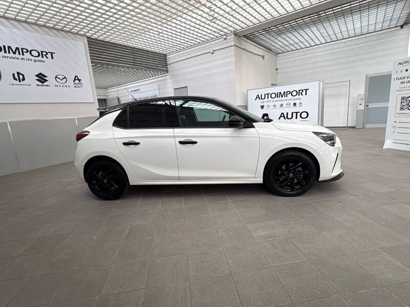 https://cdn-dk.caraffinity.it/dealer/datafiles/vehicle/images/800/32954/JG2u4Q3kPn3UqQHj.jpg?opacity=0&size=30&position=BOTTOM_LEFT&border=0&watermark=%2Fdealer%2Fdatafiles%2Fvehicle%2Fimages%2Fwatermark%2F32954%2F59948587-165d-4d71-b051-089e3253b7a7.png