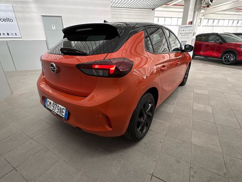 https://cdn-dk.caraffinity.it/dealer/datafiles/vehicle/images/800/32954/K9w62KdRsgh1N16g.jpg?opacity=0&size=30&position=BOTTOM_LEFT&border=0&watermark=%2Fdealer%2Fdatafiles%2Fvehicle%2Fimages%2Fwatermark%2F32954%2F59948587-165d-4d71-b051-089e3253b7a7.png