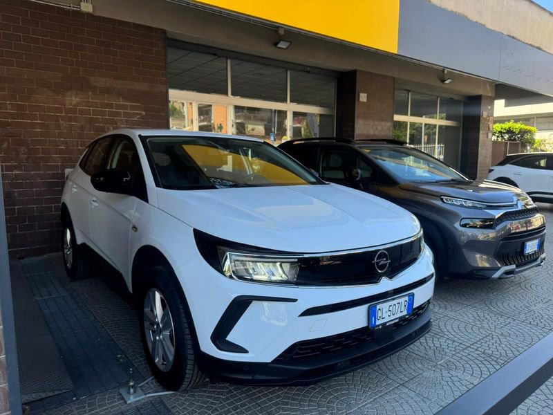 https://cdn-dk.caraffinity.it/dealer/datafiles/vehicle/images/800/32954/LZuCc7fRlcfFoDXS.jpeg?opacity=0&size=30&position=BOTTOM_LEFT&border=0&watermark=%2Fdealer%2Fdatafiles%2Fvehicle%2Fimages%2Fwatermark%2F32954%2F59948587-165d-4d71-b051-089e3253b7a7.png