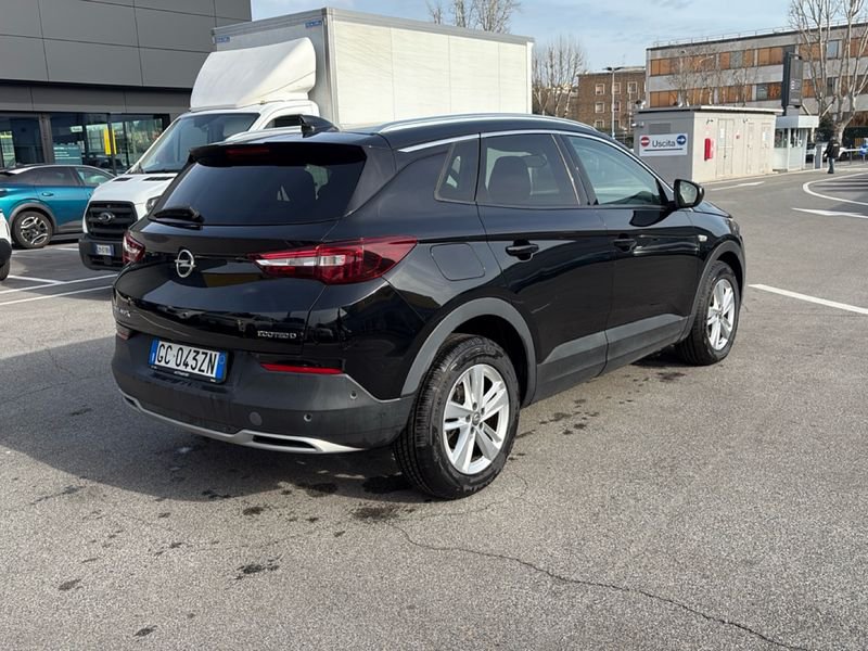 https://cdn-dk.caraffinity.it/dealer/datafiles/vehicle/images/800/32954/LvgJx1RNRet5sUJP.jpg?opacity=0&size=30&position=BOTTOM_LEFT&border=0&watermark=%2Fdealer%2Fdatafiles%2Fvehicle%2Fimages%2Fwatermark%2F32954%2F59948587-165d-4d71-b051-089e3253b7a7.png
