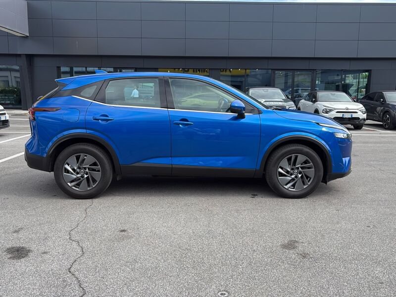 https://cdn-dk.caraffinity.it/dealer/datafiles/vehicle/images/800/32954/MJwVdIKhhhOufehe.jpg?opacity=10&size=20&position=BOTTOM_RIGHT&border=0&watermark=%2Fdealer%2Fdatafiles%2Fvehicle%2Fimages%2Fwatermark%2F32954%2F775f2d5d-ef44-4a55-8370-84cbc0998b87.png
