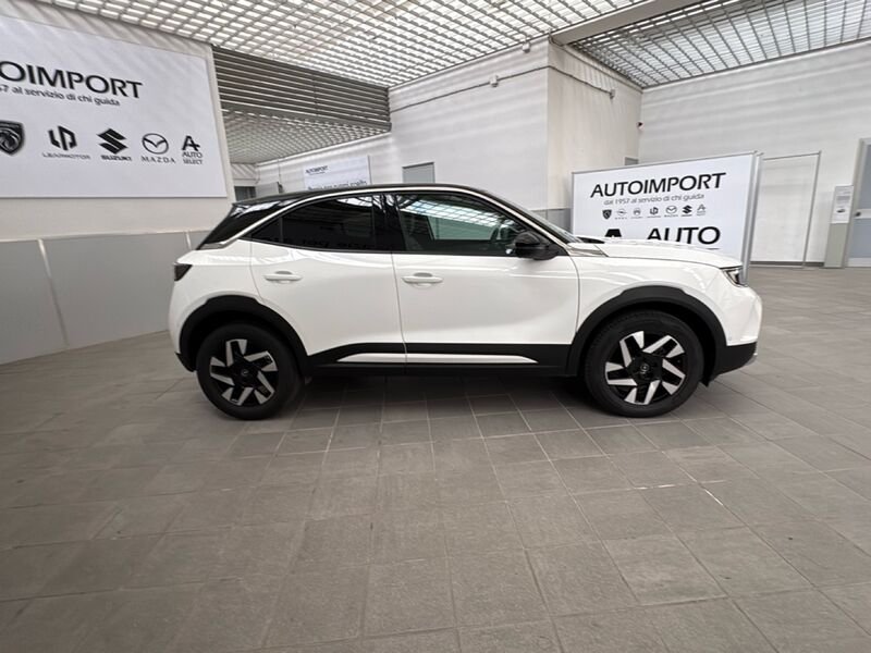 https://cdn-dk.caraffinity.it/dealer/datafiles/vehicle/images/800/32954/MKFupaxNp8iZlIRa.jpg?opacity=0&size=30&position=BOTTOM_LEFT&border=0&watermark=%2Fdealer%2Fdatafiles%2Fvehicle%2Fimages%2Fwatermark%2F32954%2F59948587-165d-4d71-b051-089e3253b7a7.png