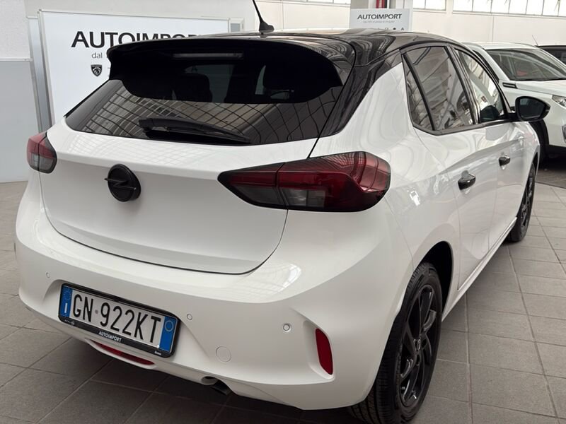 https://cdn-dk.caraffinity.it/dealer/datafiles/vehicle/images/800/32954/Mej6JlzVixmm5NWT.jpg?opacity=0&size=30&position=BOTTOM_LEFT&border=0&watermark=%2Fdealer%2Fdatafiles%2Fvehicle%2Fimages%2Fwatermark%2F32954%2F59948587-165d-4d71-b051-089e3253b7a7.png