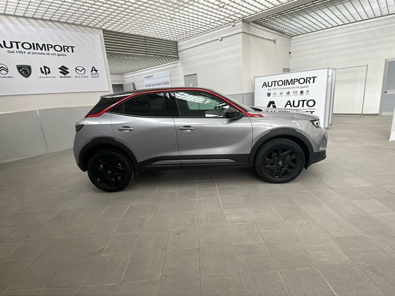 https://cdn-dk.caraffinity.it/dealer/datafiles/vehicle/images/800/32954/N7ItizJ8ZD8iFyUz.jpg?opacity=0&size=30&position=BOTTOM_LEFT&border=0&watermark=%2Fdealer%2Fdatafiles%2Fvehicle%2Fimages%2Fwatermark%2F32954%2F59948587-165d-4d71-b051-089e3253b7a7.png