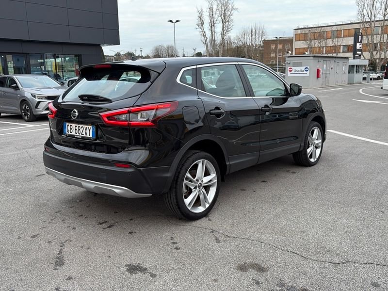 https://cdn-dk.caraffinity.it/dealer/datafiles/vehicle/images/800/32954/NCDP4G9gPu4MnuxA.jpg?opacity=10&size=20&position=BOTTOM_RIGHT&border=0&watermark=%2Fdealer%2Fdatafiles%2Fvehicle%2Fimages%2Fwatermark%2F32954%2F775f2d5d-ef44-4a55-8370-84cbc0998b87.png