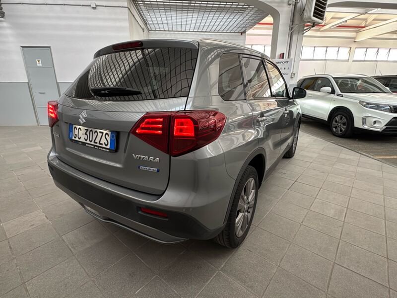 https://cdn-dk.caraffinity.it/dealer/datafiles/vehicle/images/800/32954/NVDXExaeECmPRX3m.jpg?opacity=10&size=20&position=BOTTOM_RIGHT&border=0&watermark=%2Fdealer%2Fdatafiles%2Fvehicle%2Fimages%2Fwatermark%2F32954%2F775f2d5d-ef44-4a55-8370-84cbc0998b87.png