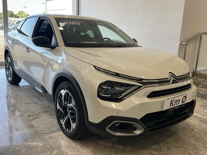 https://cdn-dk.caraffinity.it/dealer/datafiles/vehicle/images/800/32954/OSOppj0Y4nWrPbvB.jpg?opacity=10&size=20&position=BOTTOM_RIGHT&border=0&watermark=%2Fdealer%2Fdatafiles%2Fvehicle%2Fimages%2Fwatermark%2F32954%2F775f2d5d-ef44-4a55-8370-84cbc0998b87.png
