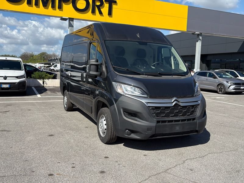 https://cdn-dk.caraffinity.it/dealer/datafiles/vehicle/images/800/32954/OqW2dtx2Lsi9y4Zw.jpg?opacity=10&size=20&position=BOTTOM_RIGHT&border=0&watermark=%2Fdealer%2Fdatafiles%2Fvehicle%2Fimages%2Fwatermark%2F32954%2F775f2d5d-ef44-4a55-8370-84cbc0998b87.png